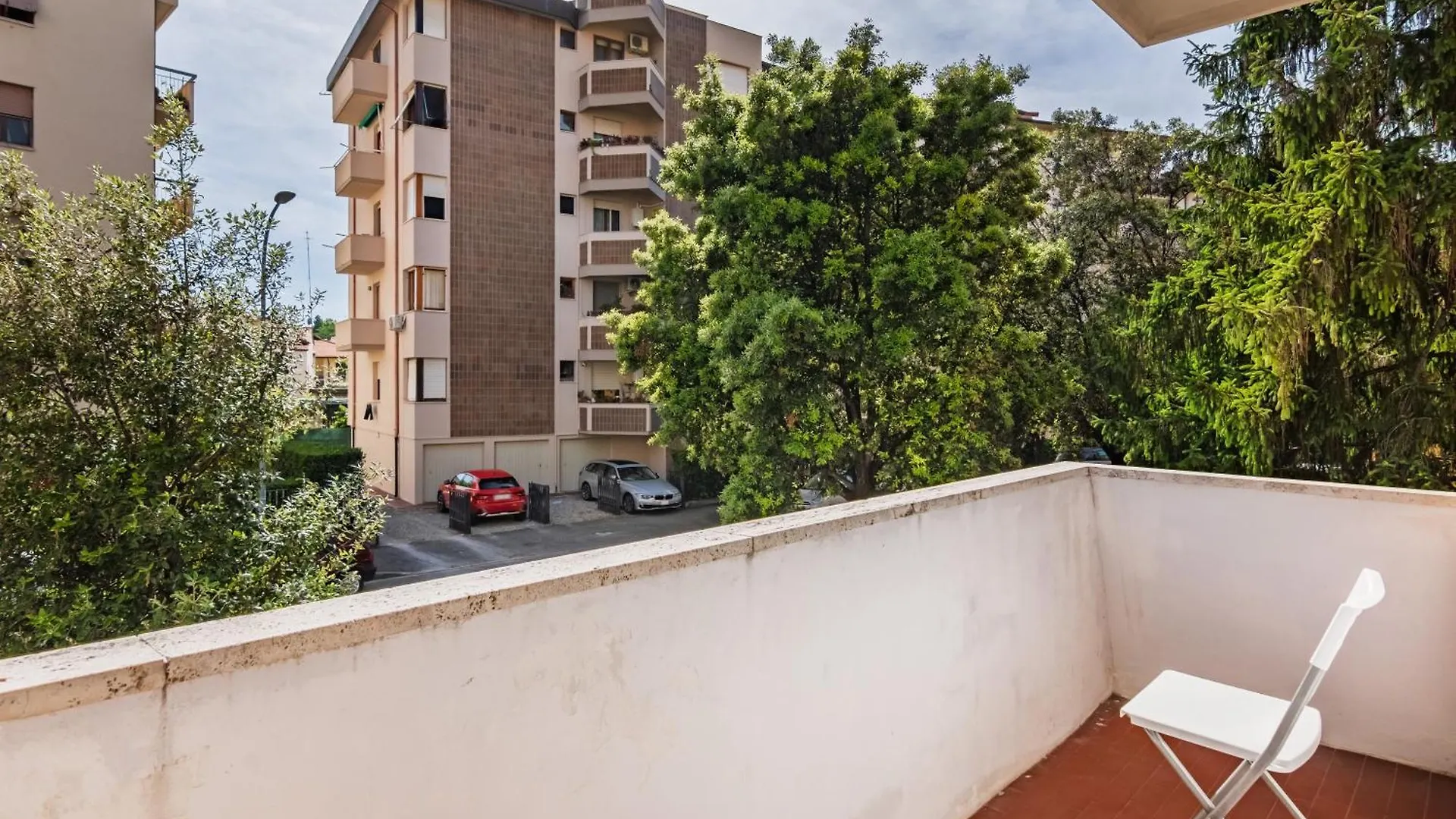 פיזה Landi 1 - 2 Camere, Parcheggio, Balconi, Vicino Al Centro דירה