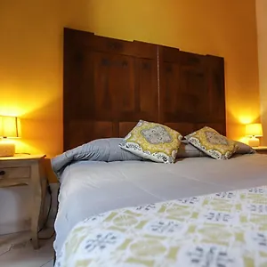 3* Oda ve Kahvaltı Retro