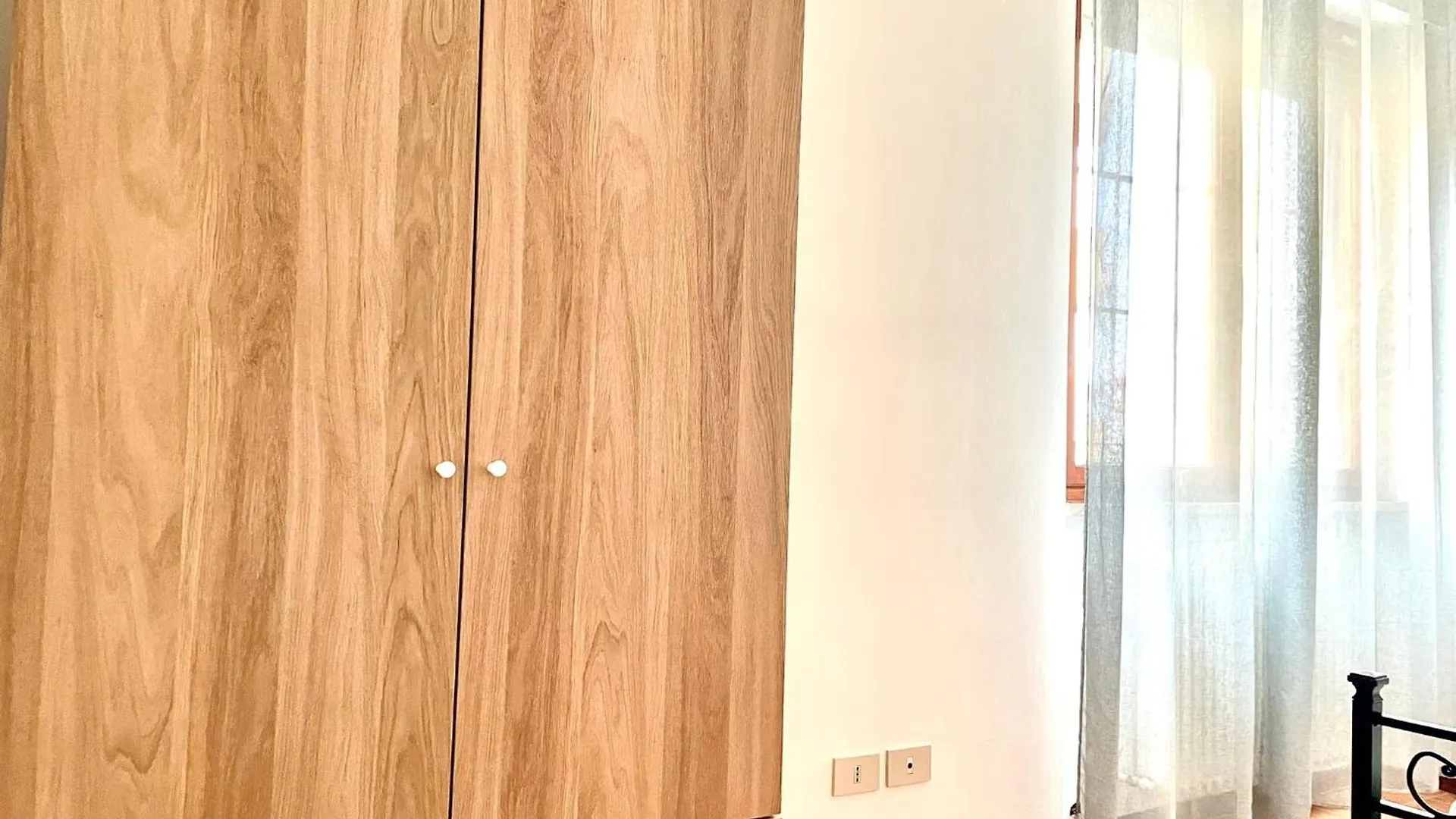Διαμέρισμα 2 Camere, Parcheggio, Balconi, Vicino Al Centro Πίζα Ιταλία
