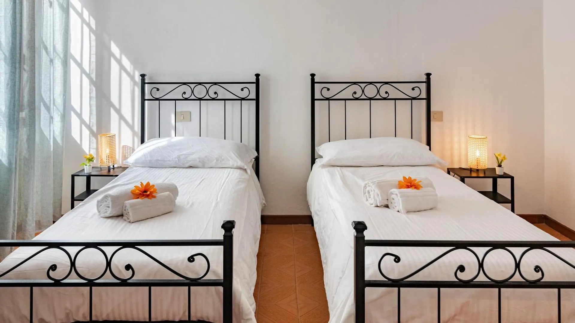 Landi 1 - 2 Camere, Parcheggio, Balconi, Vicino Al Centro 피사