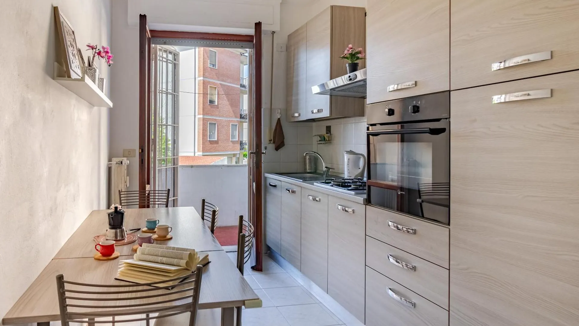 Landi 1 - 2 Camere, Parcheggio, Balconi, Vicino Al Centro 피사